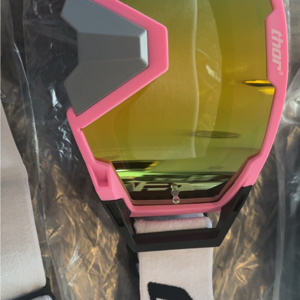 Thor Multi-Color Racing Goggles - Picture 3 of 6